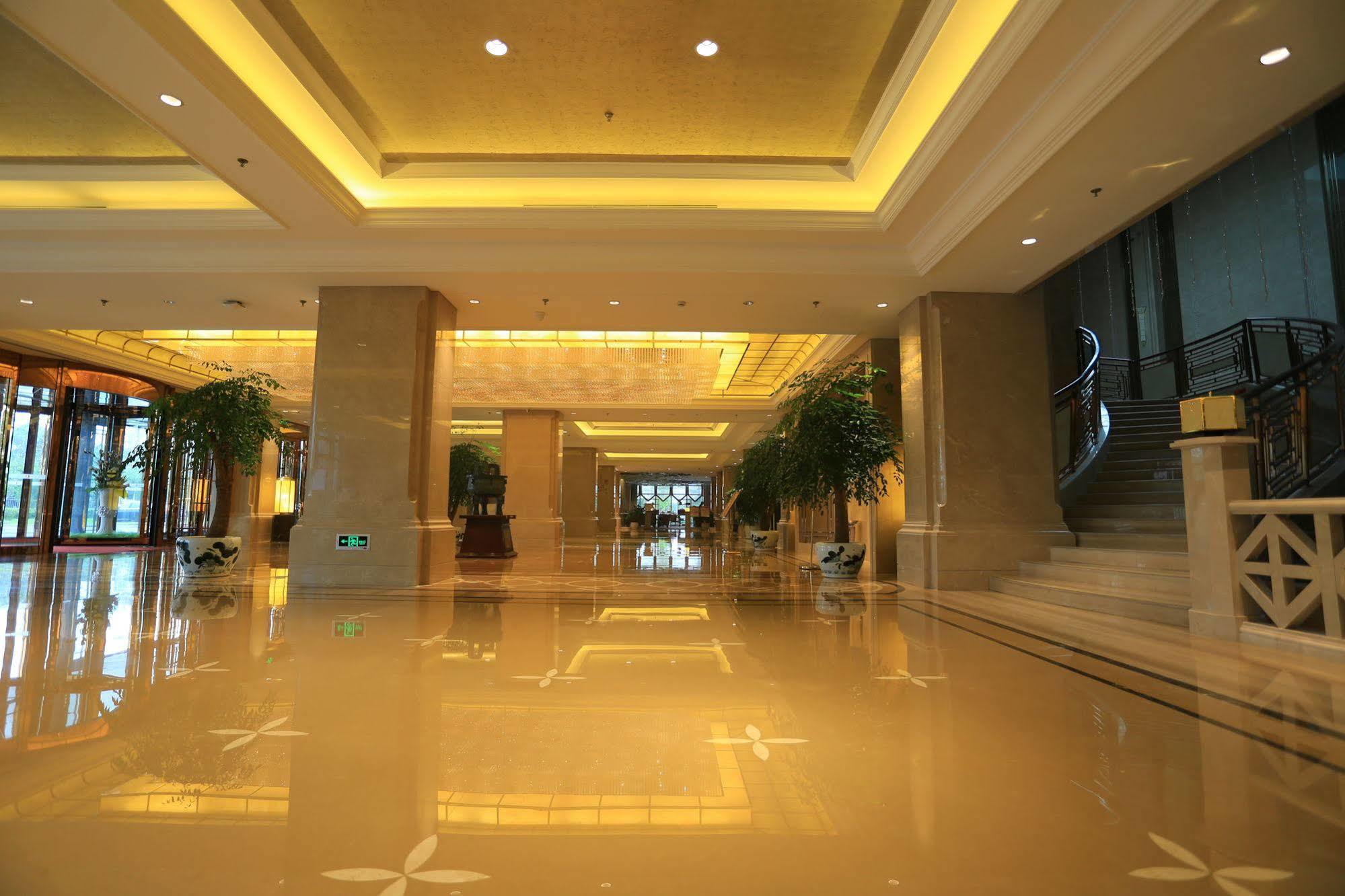 Baoji Jianguo Hotel エクステリア 写真
