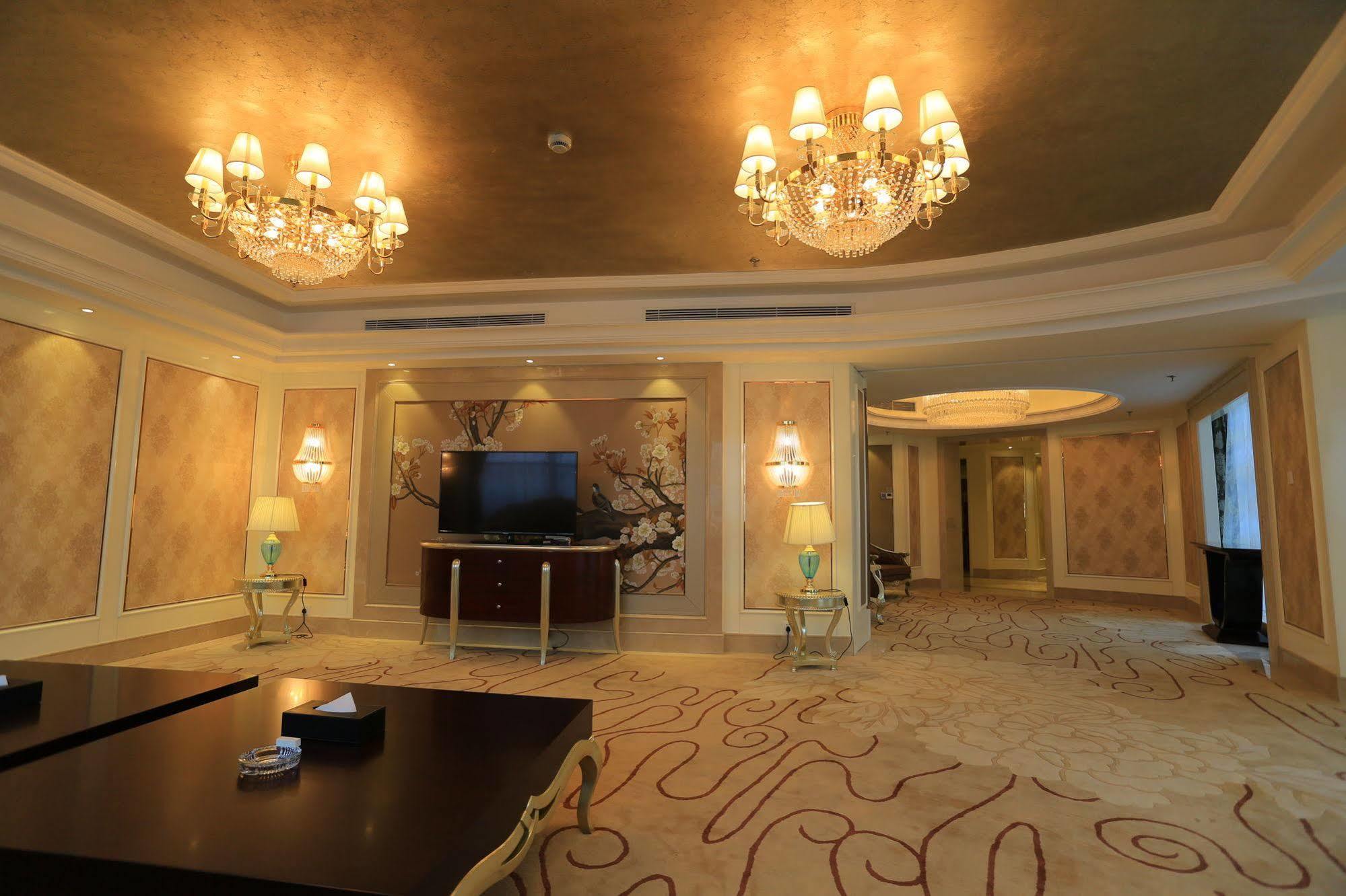 Baoji Jianguo Hotel エクステリア 写真